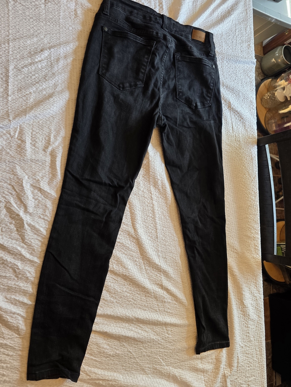 Judy Blue Black Women’s Skinny Jeans7/28